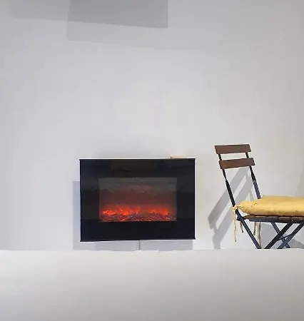 Style Retro Garage Guest house Cauchy-a-la-Tour