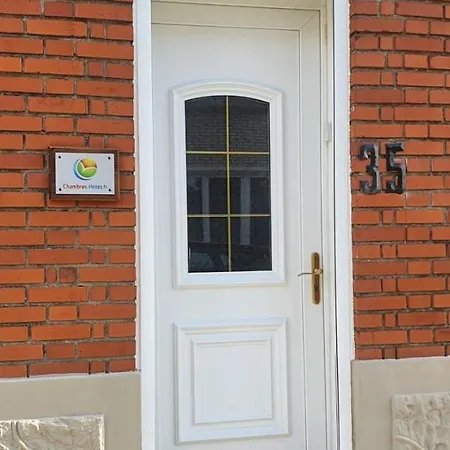 Style Retro Garage Guest house Cauchy-a-la-Tour